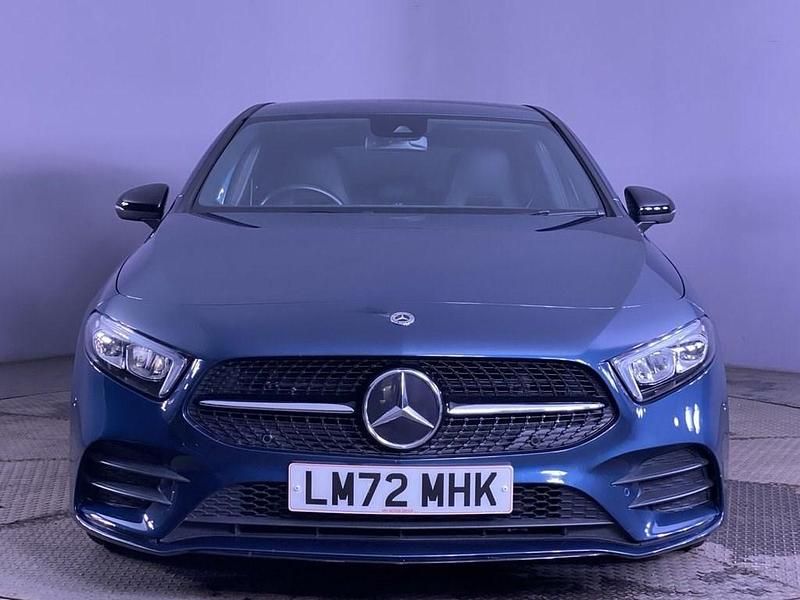 Used Mercedes A180 Executive 136 HP (100 kW) 2022 Blue Hatchback