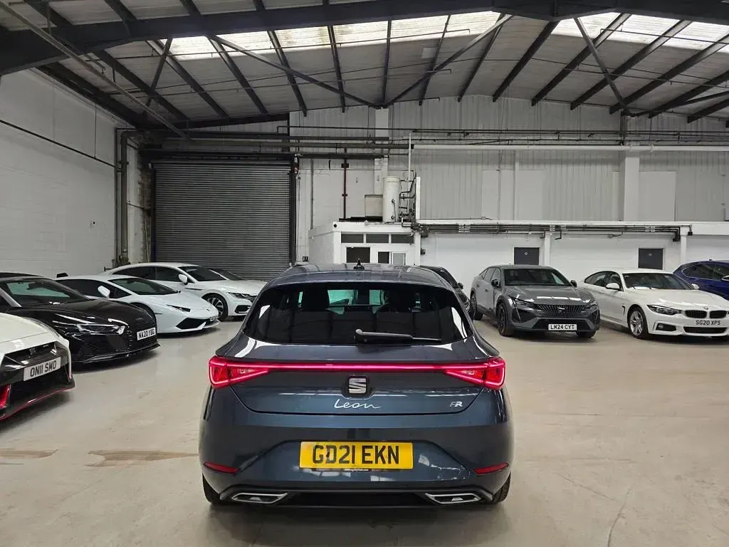 Used Seat Leon FR 272 HP (200 kW) 2021 Grey Hatchback
