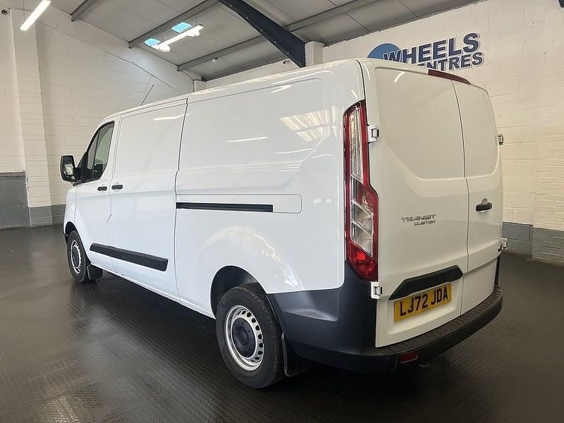 Used Ford Transit Custom S 2023 White Van