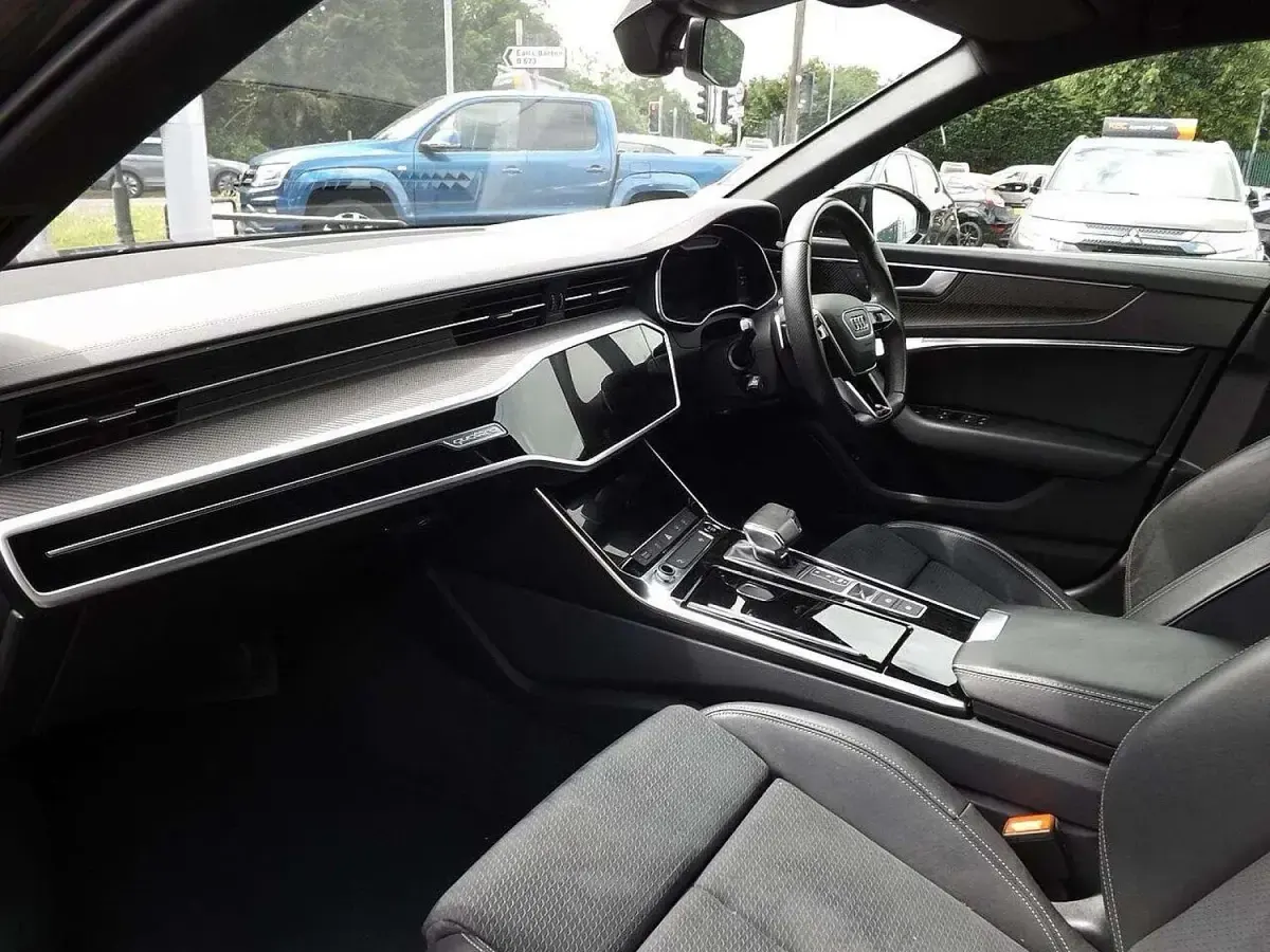 Used Audi A6 Black Edition 204 HP (150 kW) 2022 Grey Sedan