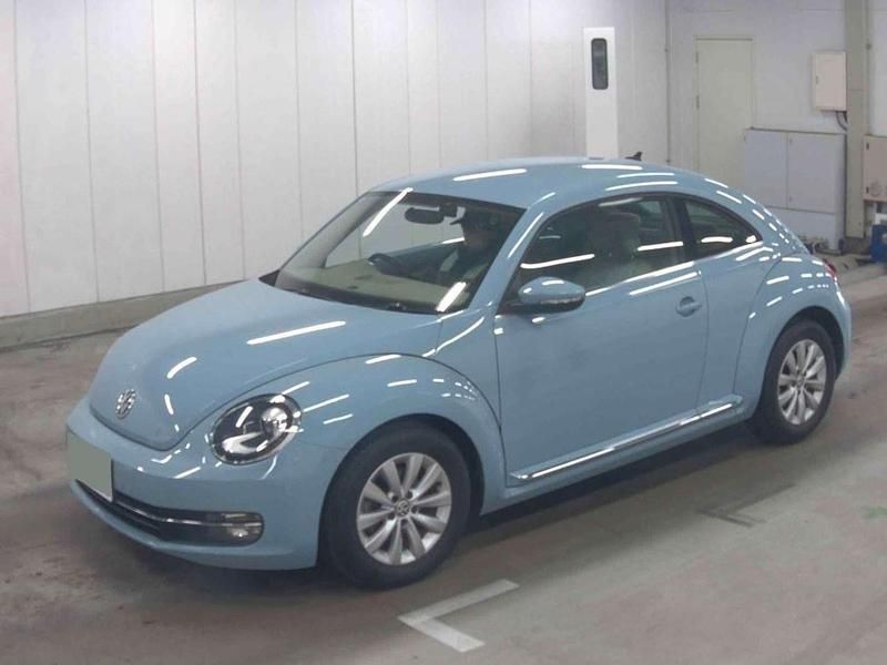 Used VW Beetle Design 105 HP (77 kW) 2015 Blue Hatchback