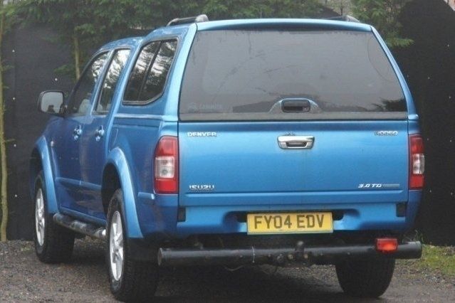 Used Isuzu Pick up 129 HP (94 kW) 2004 Pickup