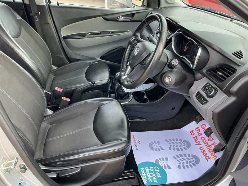 Used Vauxhall Viva 75 HP (55 kW) 2018 Silver Hatchback