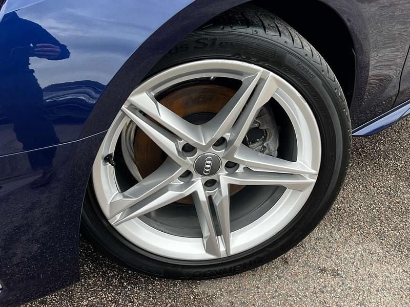 Used Audi A4 Sport 150 HP (110 kW) 2020 Blue Sedan