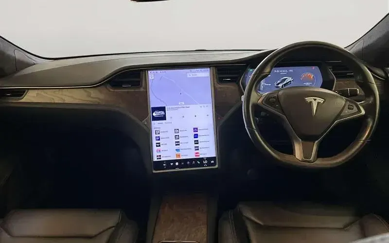 Used Tesla Model S Long Range AWD 311 kW (423 HP) 2020 Black Hatchback
