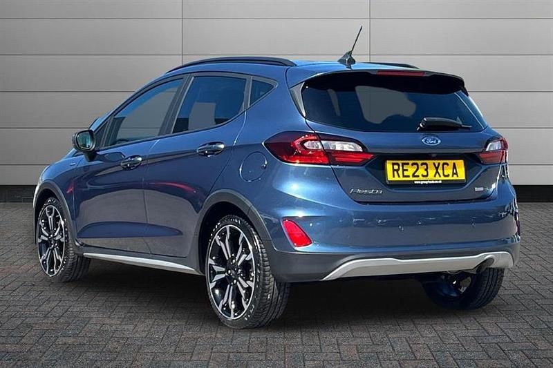 Usado Ford Fiesta Active X 125 HP (91 kW) 2023 Azul Citadino
