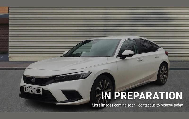 Used Honda Civic Elegance 143 HP (105 kW) 2022 White Hatchback