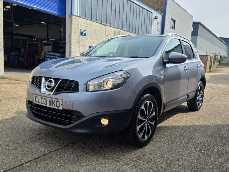 Grey Used 2010 Nissan Qashqai N-TEC SUV | £1,995 (Fair price) - Image 1/4