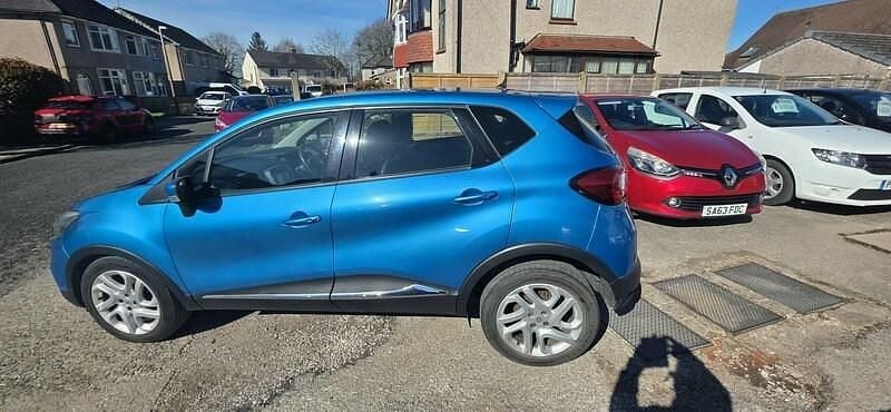 Used Renault Captur Dynamique 90 HP (66 kW) 2014 Blue SUV