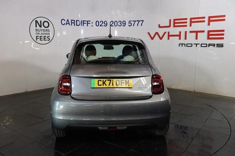 Used Fiat 500e La Prima 86 kW (118 HP) 2021 Grey Hatchback