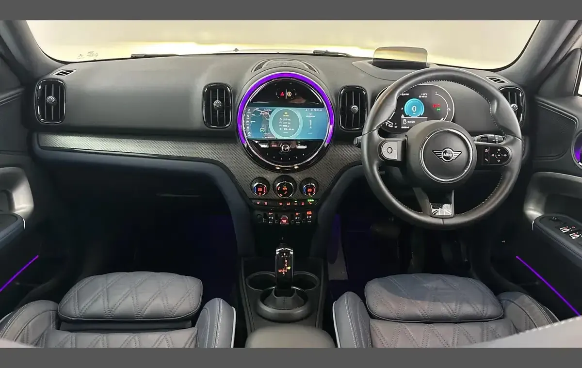 Used Mini Cooper Countryman Exclusive 134 HP (98 kW) 2021 Silver SUV