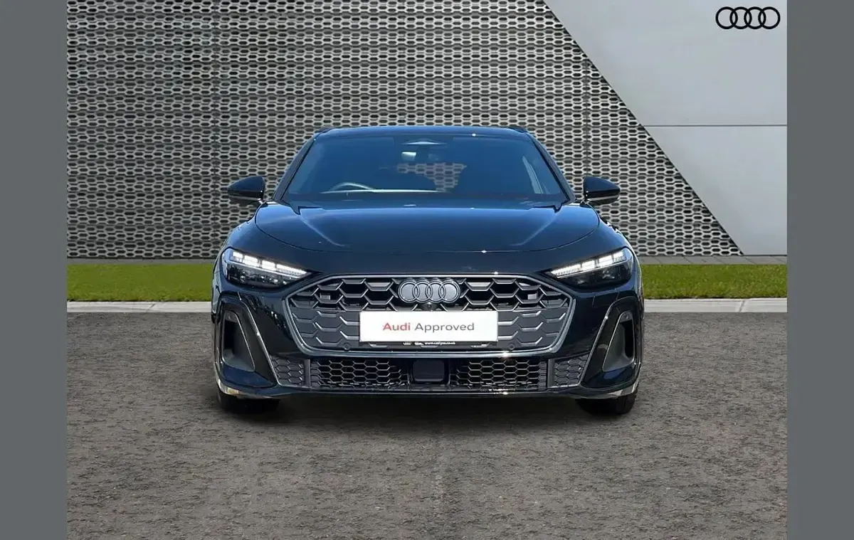 Used Audi A5 Advanced 200 HP (147 kW) 2025 Black Estate