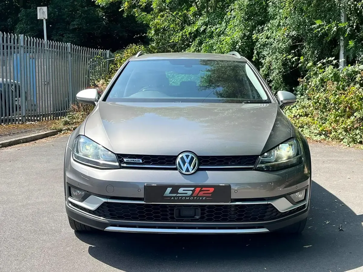 Used VW Golf VII 2017 Grey Estate
