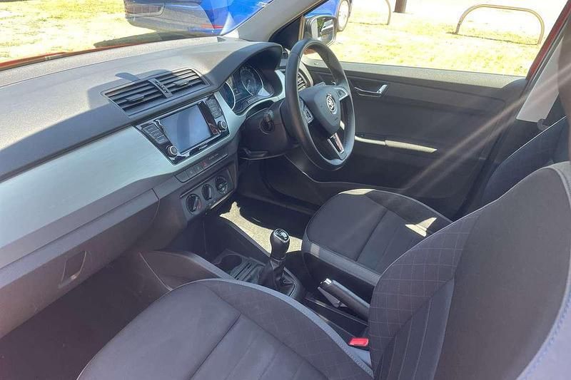 Image 2/4