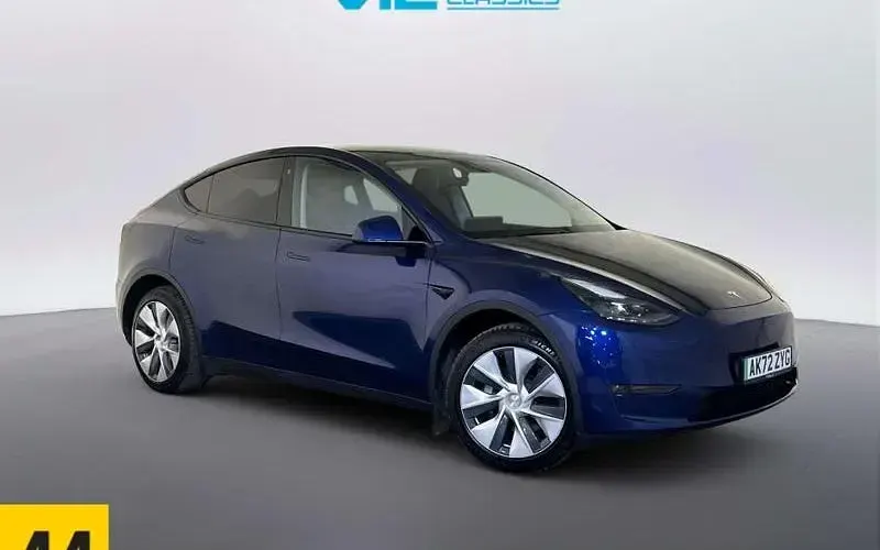 Used Tesla Model Y Long Range AWD 286 kW (389 HP) 2025 SUV