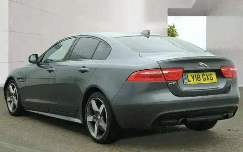 Used Jaguar XE Ingenium 200 HP (147 kW) 2019 Sedan