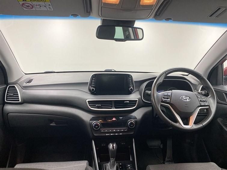 Usado Hyundai Tucson SE 177 HP (130 kW) 2019 Vermelho SUV