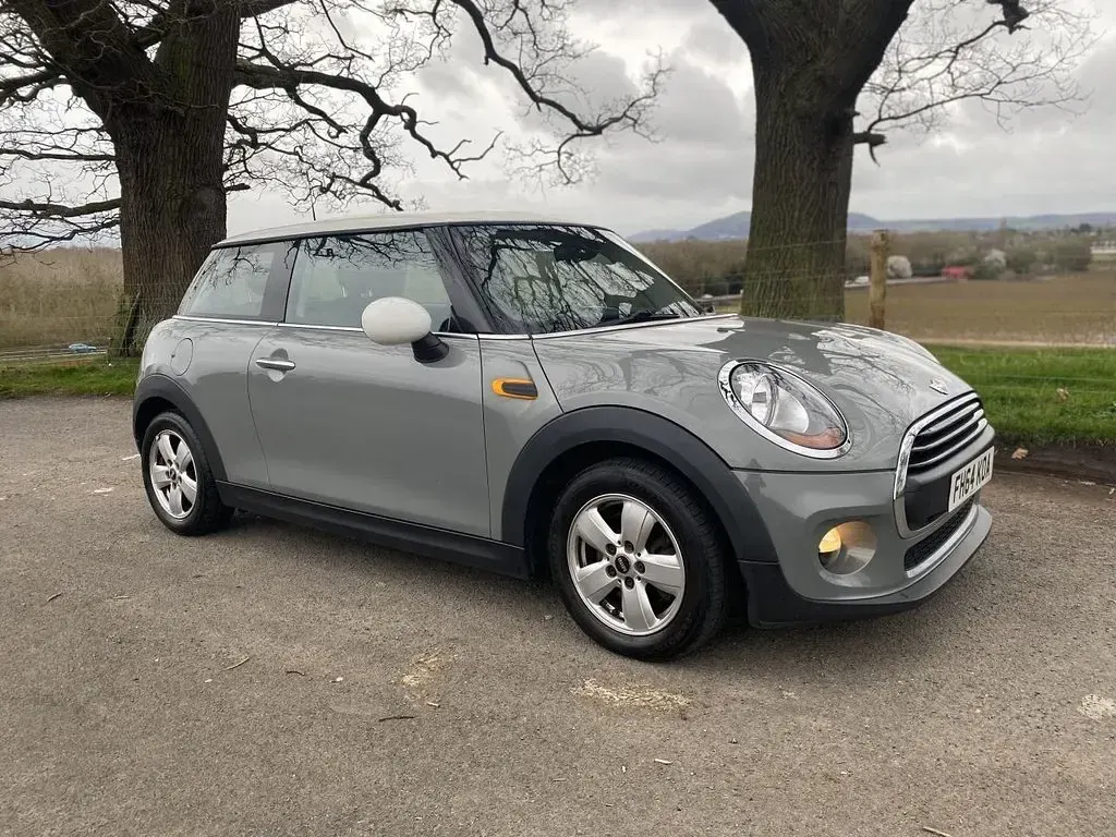 Used Mini ONE Hatch 102 HP (75 kW) 2014 Grey Hatchback