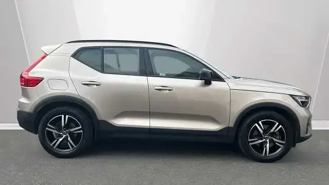 Used Volvo XC40 Plus 161 HP (118 kW) 2024 SUV