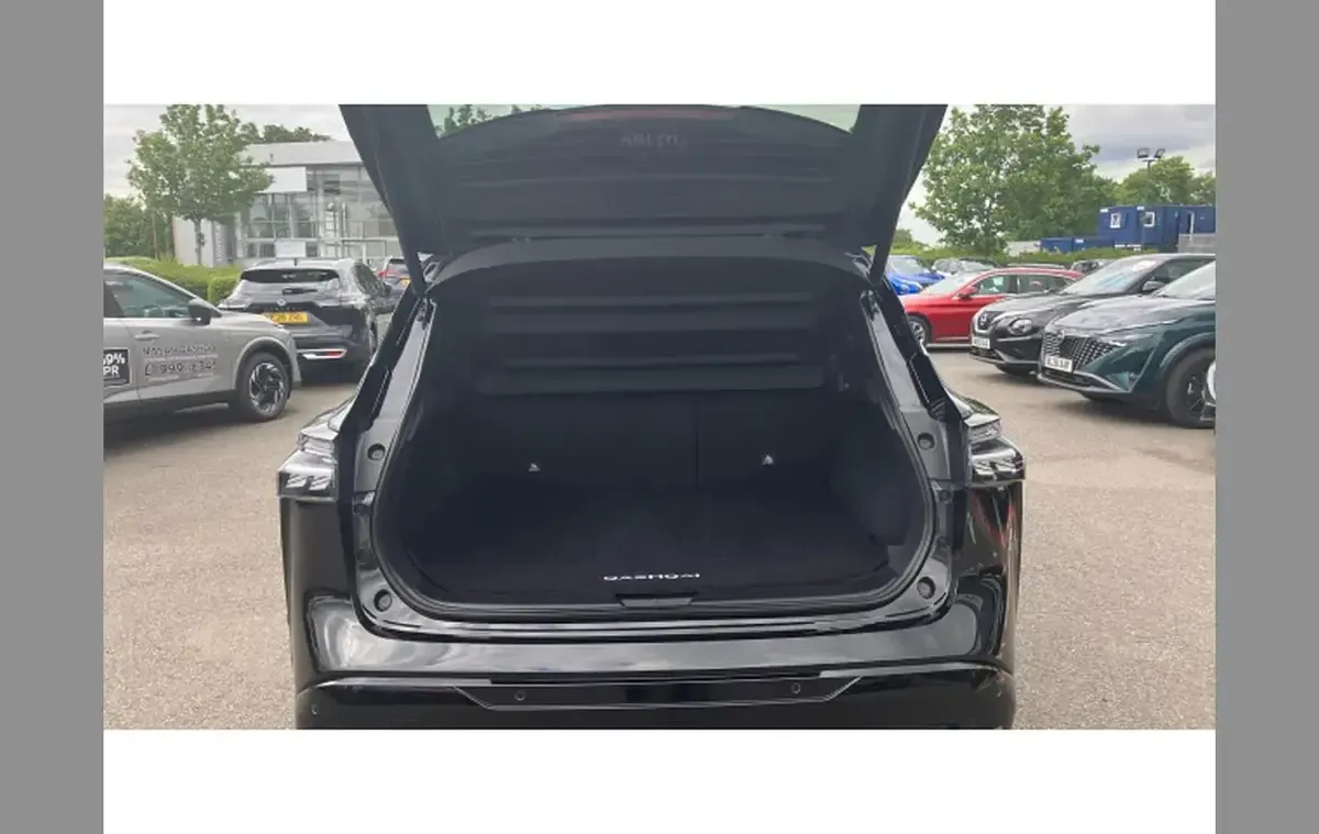 Used Nissan Qashqai Tekna 190 HP (139 kW) 2024 Black SUV