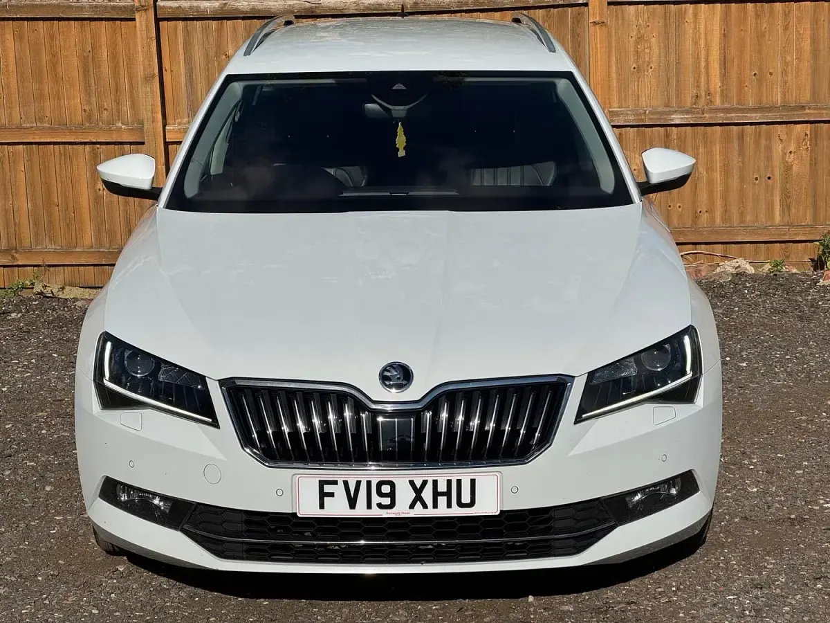 Used Skoda Superb 2019 White Estate