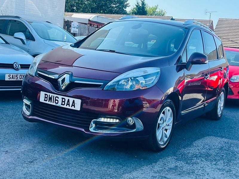 Red Used 2016 Renault Grand Scénic IV Dynamique MPV | £6,695 (Super price) - Image 1/3