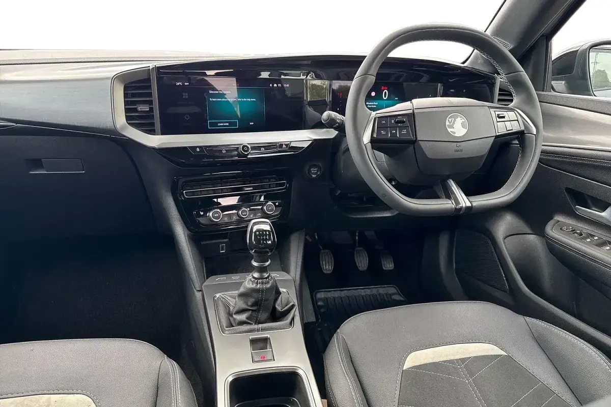 Used Vauxhall Mokka Ultimate 136 HP (100 kW) 2025 Grey SUV