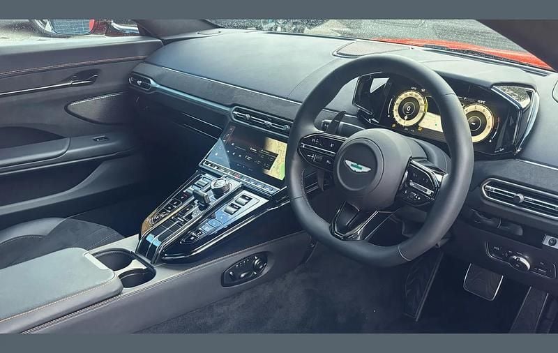 Used Aston Martin V8 Vantage 665 HP (489 kW) 2025 Orange Coupe