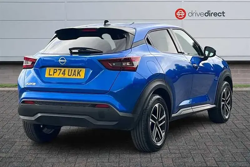 Used Nissan Juke N-Connecta 114 HP (83 kW) 2025 Blue SUV