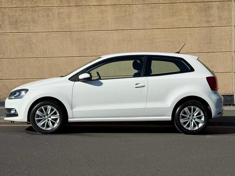 Used VW Polo SE 60 HP (44 kW) 2015 White Hatchback