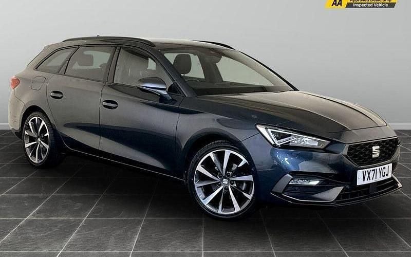 Used 2023 Seat Leon FR Sport Estate | £17,995 (Fair price) - Image 1/2