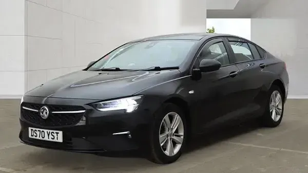 Used Vauxhall Insignia Sport 122 HP (89 kW) 2020 Black Hatchback