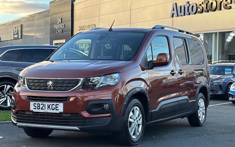 Used 2023 Peugeot Rifter Allure MPV | £16,995 (Expensive) - Image 1/4