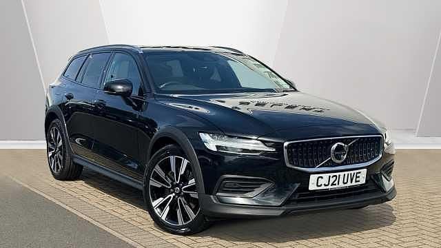 Used 2022 Volvo V60 CC Estate | £27,350 (Fair price) - Image 1/3