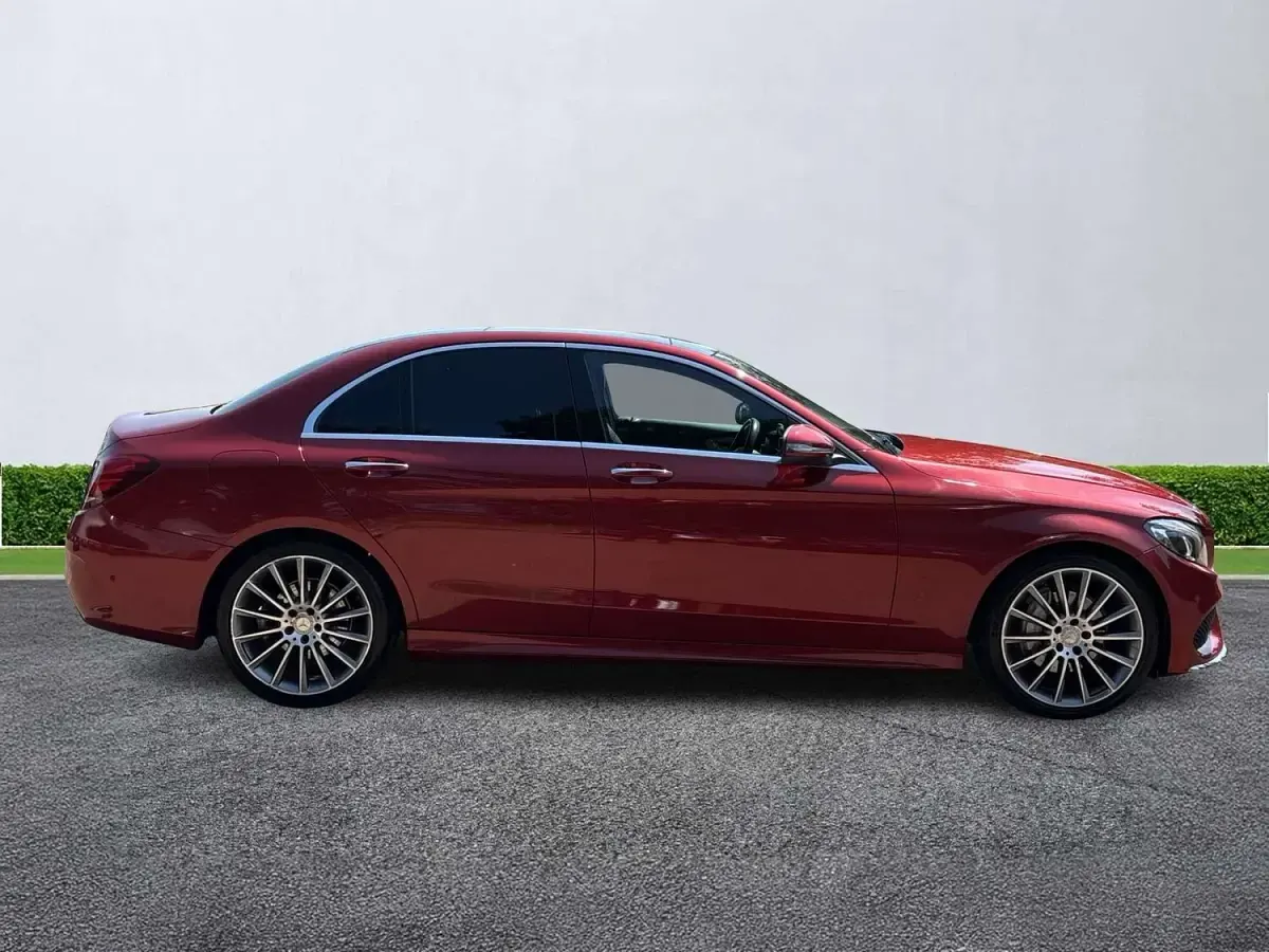 Used Mercedes C200 AMG Line Premium 2016 Red Sedan