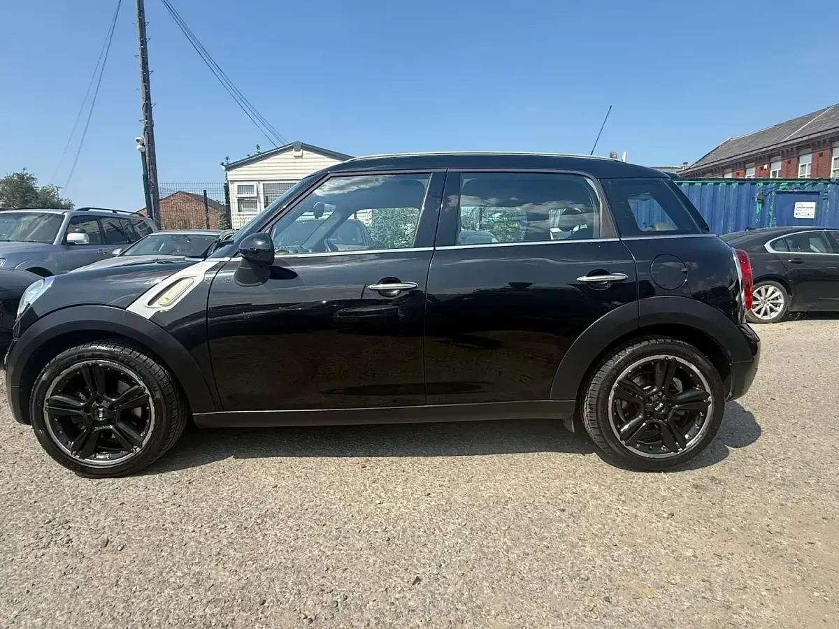 Used Mini Cooper D 2011 Black Hatchback