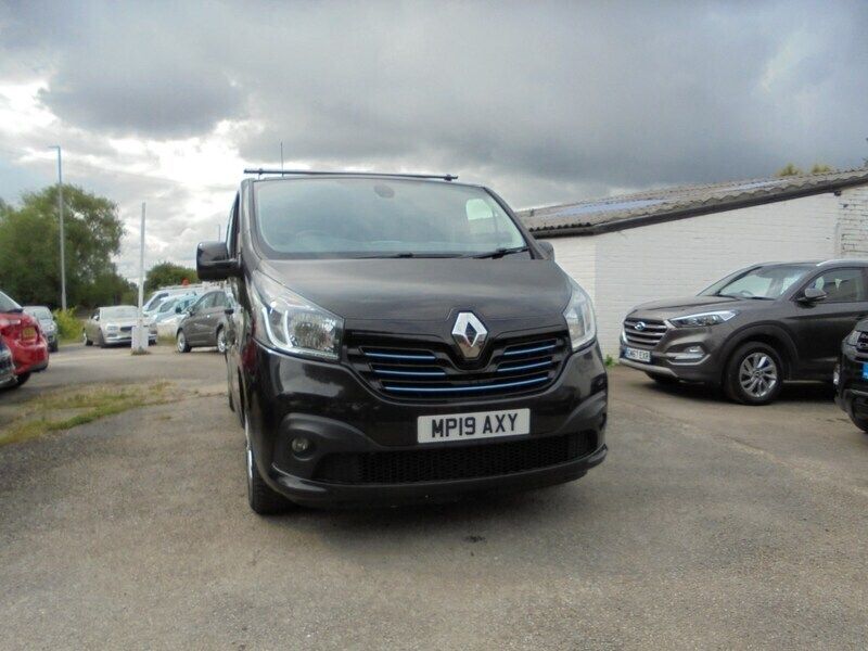 Black Used 2019 Renault Trafic Van | £7,995 (Good price) - Image 1/4