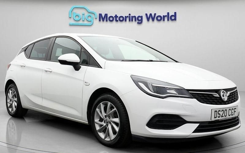 Used 2021 Vauxhall Astra Hatchback | £8,500 (Good price) - Image 1/4
