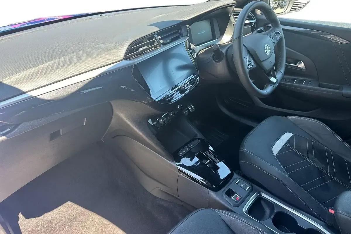 Used Vauxhall Corsa Ultimate 130 HP (95 kW) 2025 Blue Hatchback