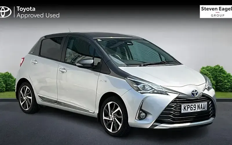Used Toyota Yaris 101 HP (74 kW) 2020 Hatchback