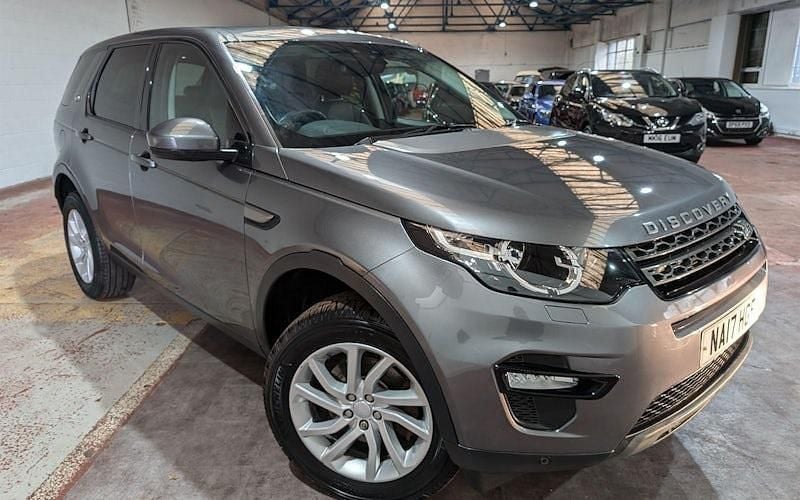 Used 2019 Land Rover Discovery Sport SE SUV | £8,900 (Good price) - Image 1/4