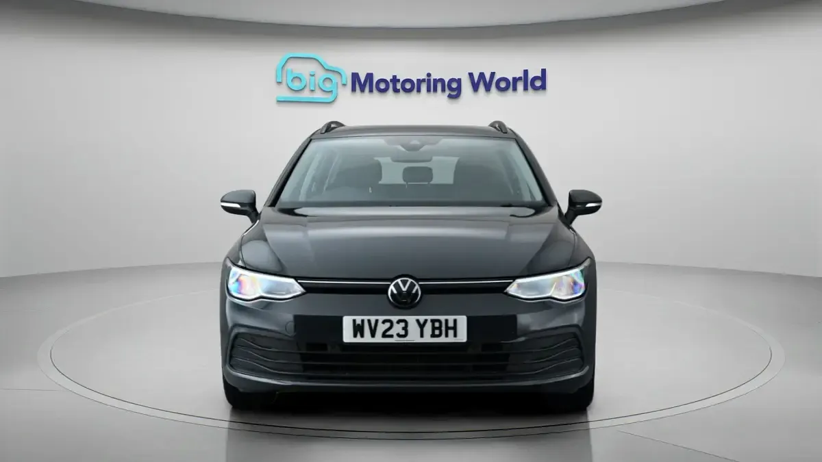 Used VW Golf VIII S 150 HP (110 kW) 2023 Grey Estate
