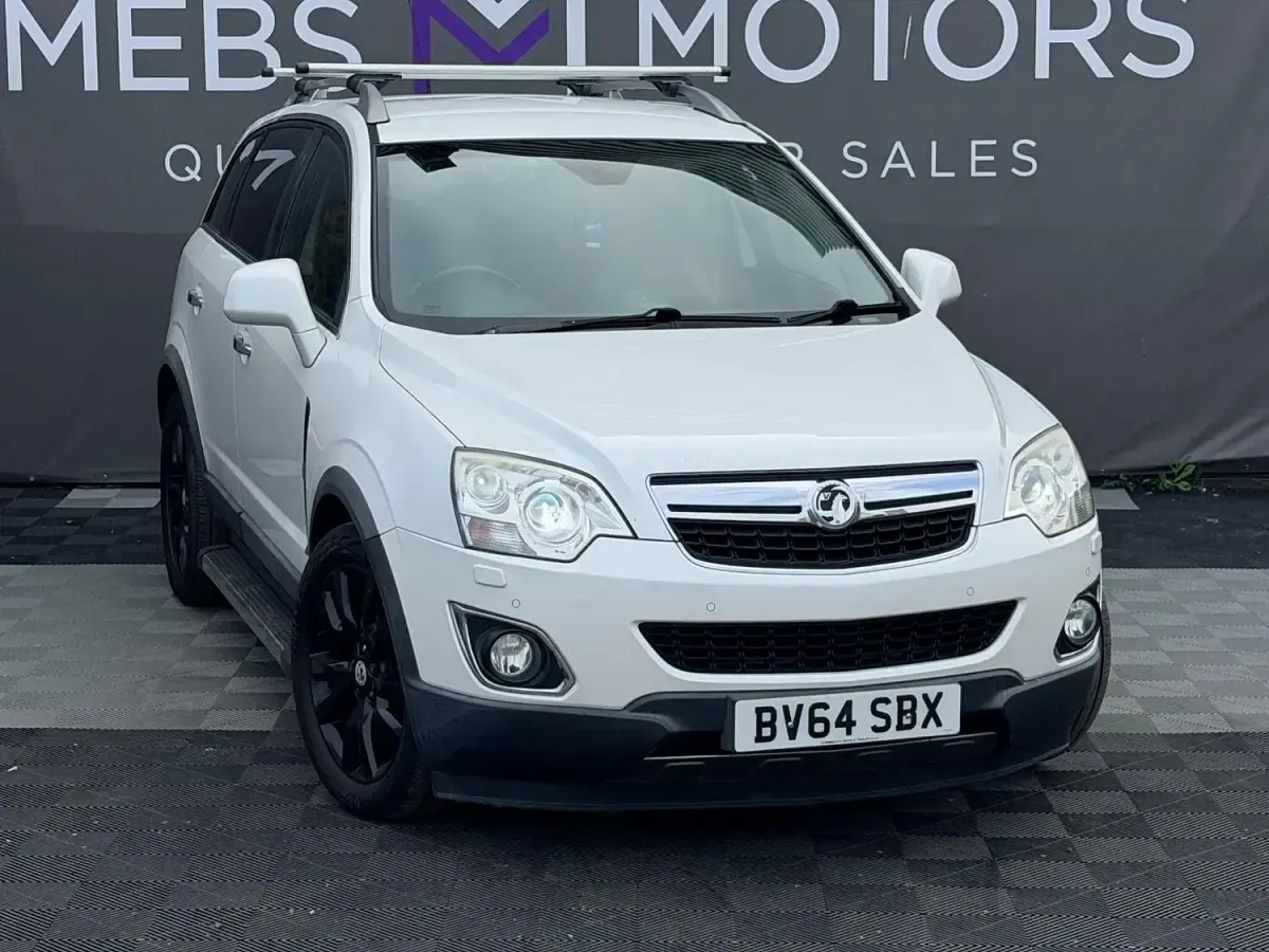 Used Vauxhall Antara 2015 White SUV