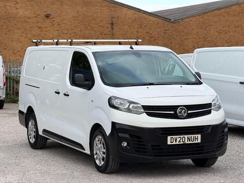 Używany Vauxhall Vivaro 120 KM (88 kW) 2020 Biały Minivan