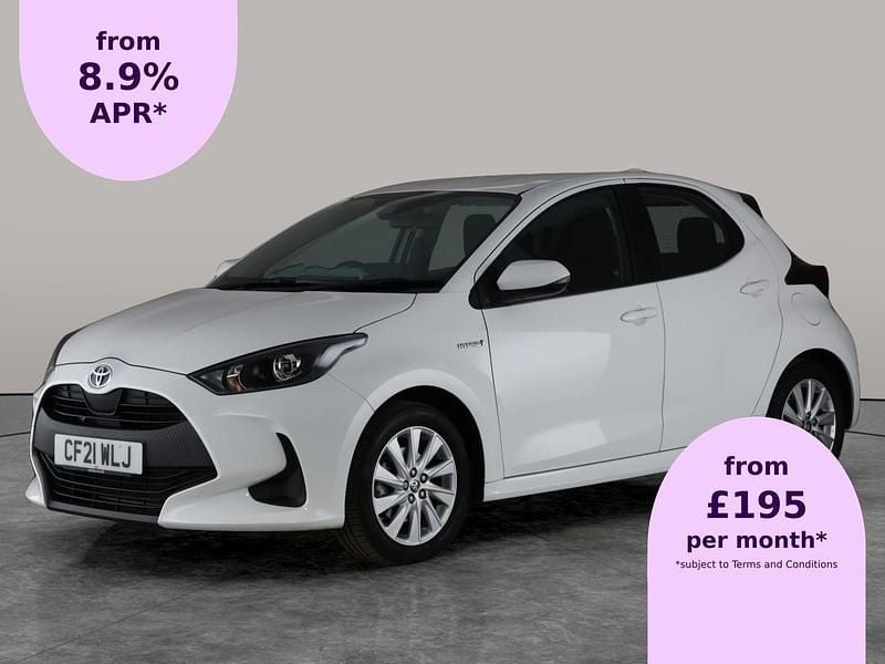 White Used 2021 Toyota Yaris Hybrid Hatchback | £14,405 (Good price) - Image 1/1