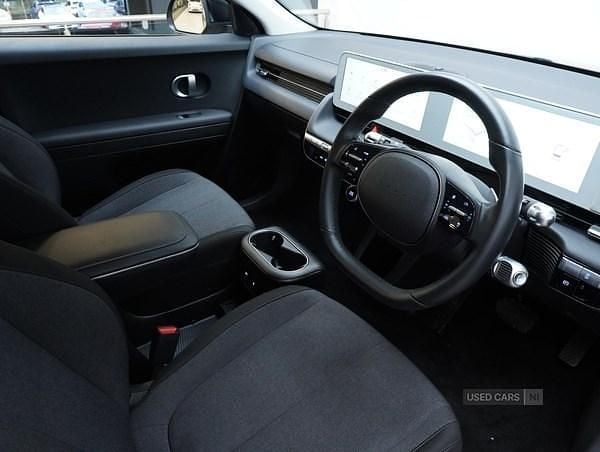 Used Hyundai Ioniq SE 125 kW (170 HP) 2024 Black Hatchback