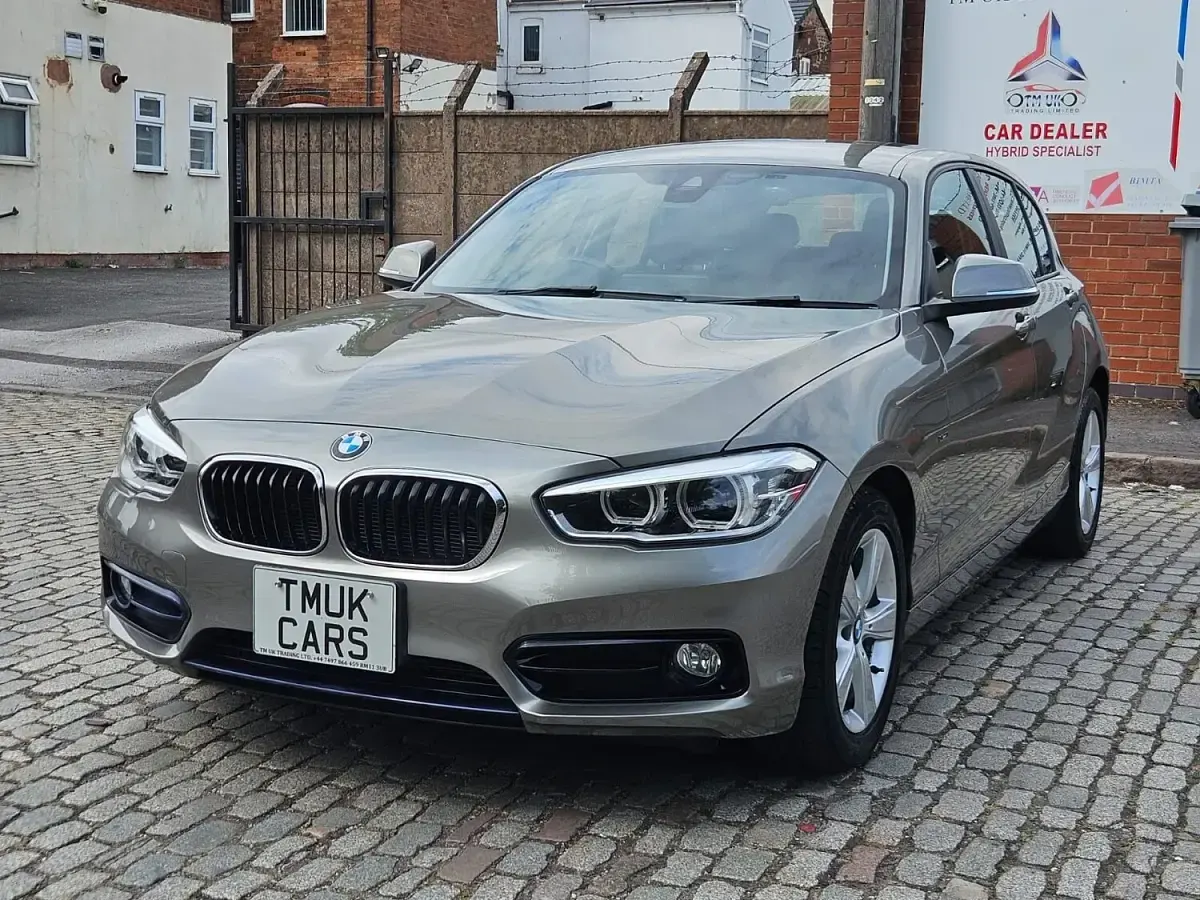 Used BMW 118 2015 Silver Hatchback