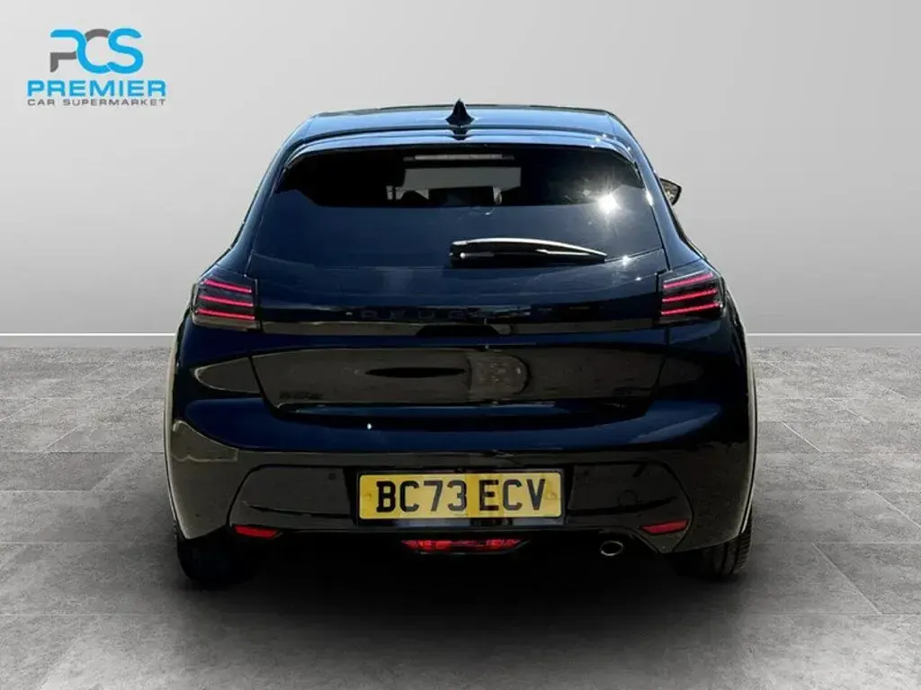 Used Peugeot 208 GT 99 HP (72 kW) 2024 Nera black Hatchback