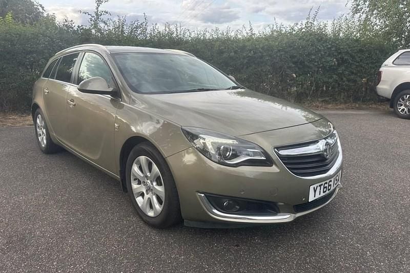 Used 2016 Vauxhall Insignia SRi Estate | £5,795 (Good price) - Image 1/1