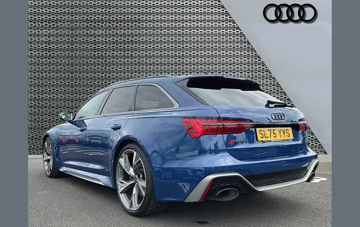 Used Audi RS6 Performance 620 HP (456 kW) 2025 Blue Estate